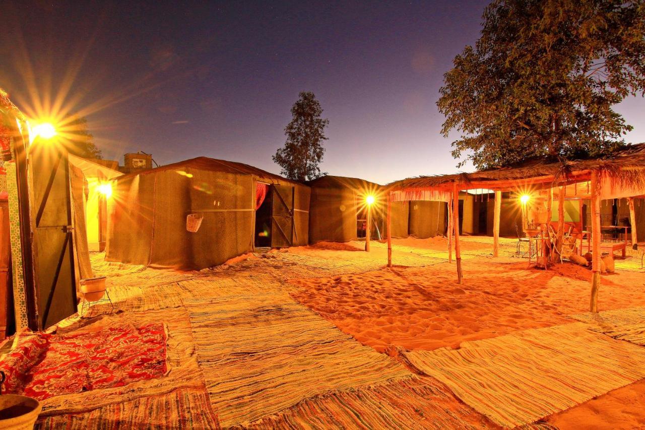 Hotel Dar Tafouyte à Merzouga Extérieur photo