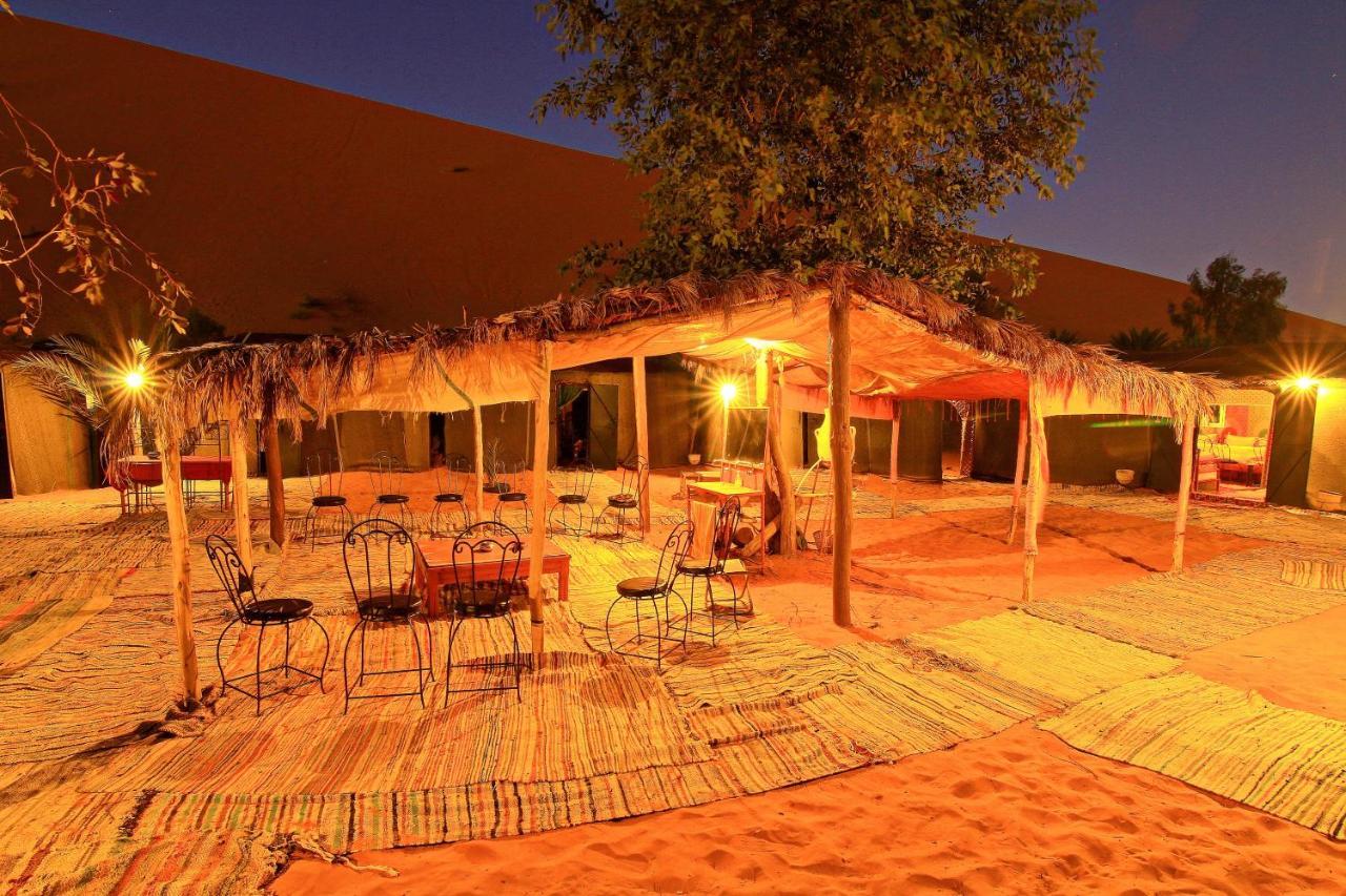 Hotel Dar Tafouyte à Merzouga Extérieur photo